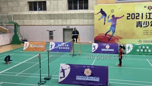 重庆少年天价羽毛球拍事件：消费观念与教育反思